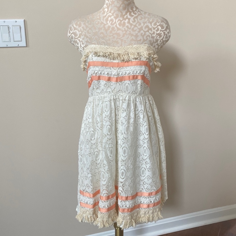 Anthropology / Flying Tomato Lace Boho Strapless Dress